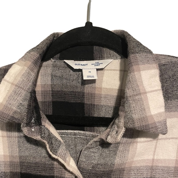 Old Navy black and white flannel - Picture 5 of 5